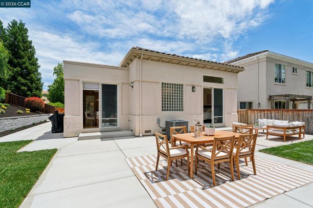 108 Merano St, Danville, CA 94526