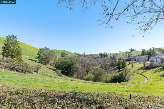 108 Merano St, Danville, CA 94526