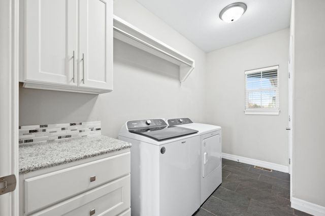 4702 N Emerald Ct, Maize, KS 67101