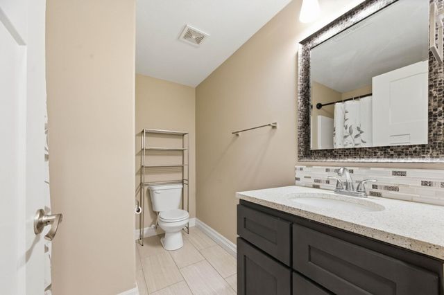 4702 N Emerald Ct, Maize, KS 67101