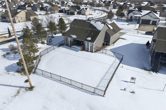 4702 N Emerald Ct, Maize, KS 67101