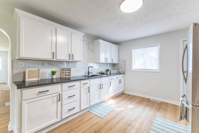 1011 24TH Avenue, Council Bluffs, IA 51501