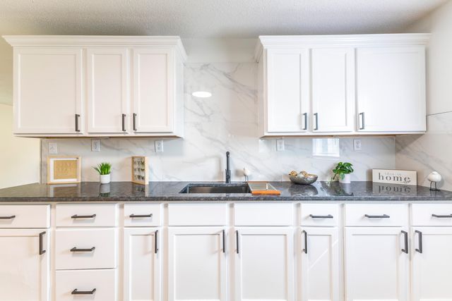 1011 24TH Avenue, Council Bluffs, IA 51501