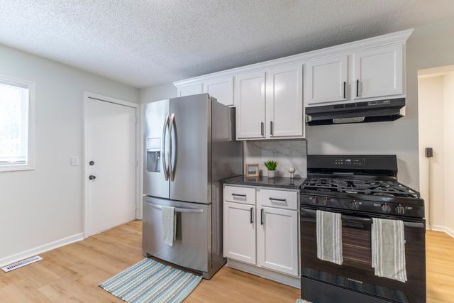 1011 24TH Avenue, Council Bluffs, IA 51501