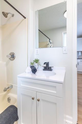 1011 24TH Avenue, Council Bluffs, IA 51501