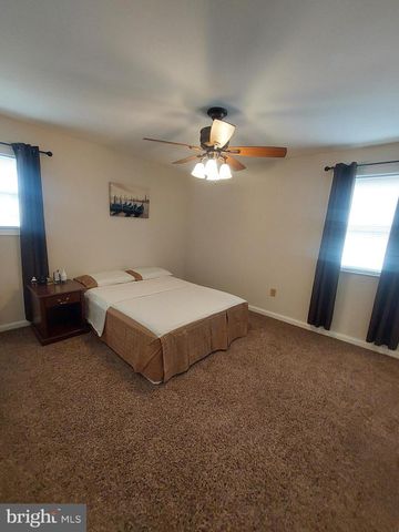10960 TEMPLETON DR, Philadelphia, PA 19154
