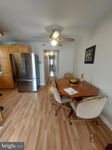 10960 TEMPLETON DR, Philadelphia, PA 19154