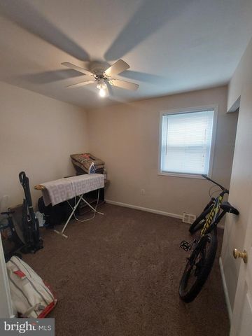 10960 TEMPLETON DR, Philadelphia, PA 19154