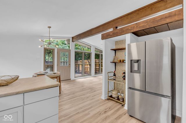 9105 Washington Boulevard, Indianapolis, IN 46240