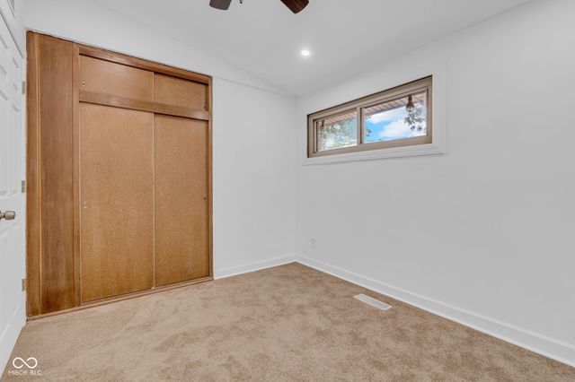 9105 Washington Boulevard, Indianapolis, IN 46240