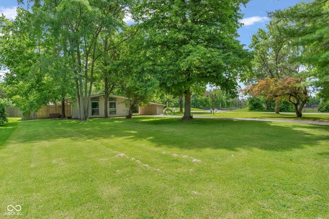 9105 Washington Boulevard, Indianapolis, IN 46240
