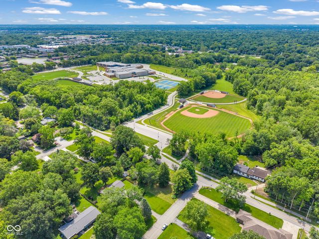 9105 Washington Boulevard, Indianapolis, IN 46240