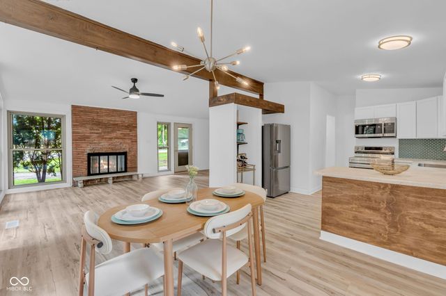 9105 Washington Boulevard, Indianapolis, IN 46240