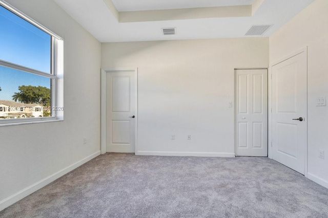 1716 SE 26th Rd 1716, Homestead, FL 33035
