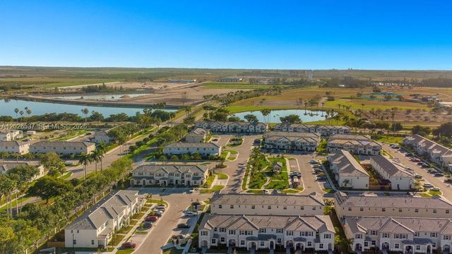 1716 SE 26th Rd 1716, Homestead, FL 33035