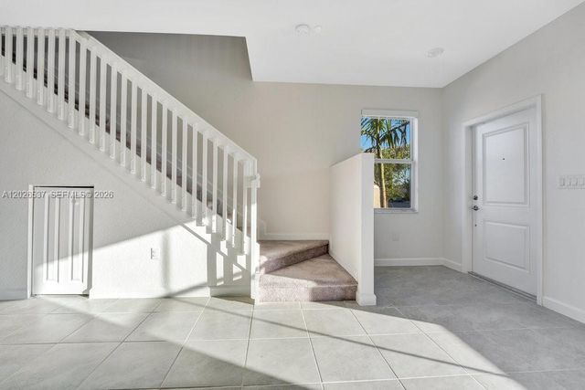 1716 SE 26th Rd 1716, Homestead, FL 33035