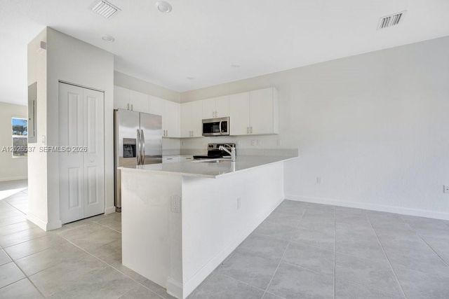 1716 SE 26th Rd 1716, Homestead, FL 33035