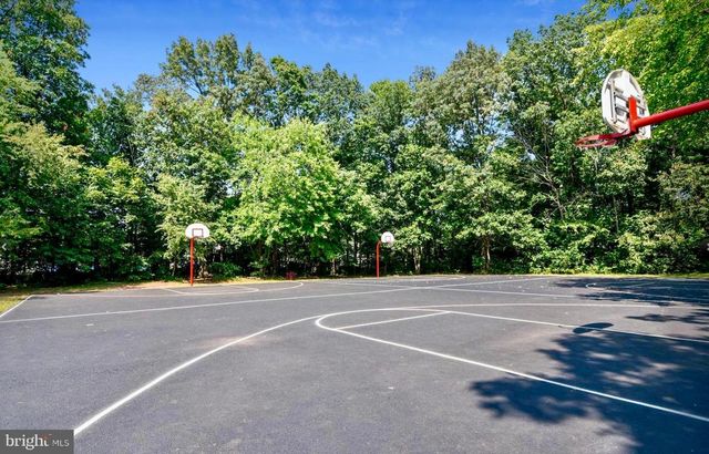 5250 STONEY BRANCH CT, Centreville, VA 20120