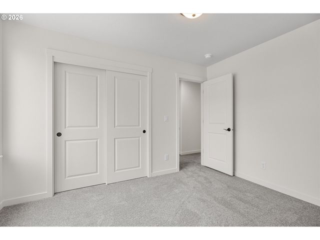16017 Barlow Trail Ln, Oregon City, OR 97045