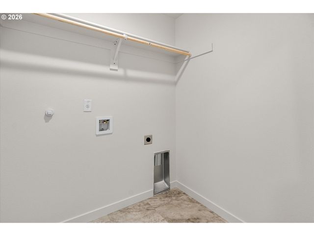 16017 Barlow Trail Ln, Oregon City, OR 97045