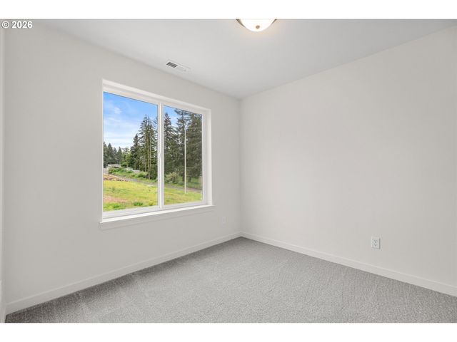 16017 Barlow Trail Ln, Oregon City, OR 97045