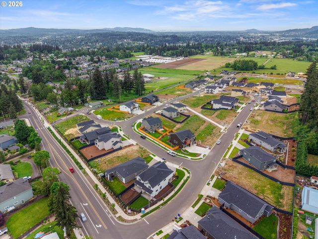 16017 Barlow Trail Ln, Oregon City, OR 97045
