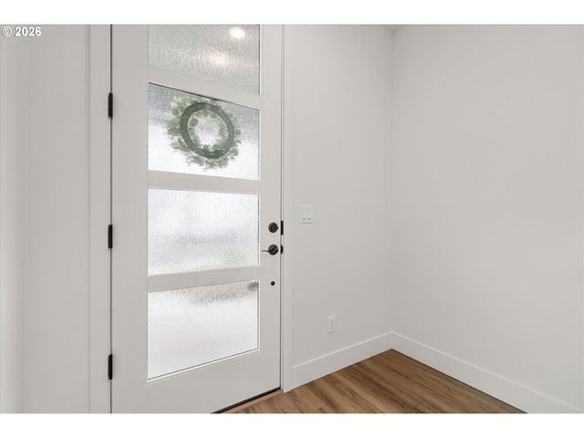 16017 Barlow Trail Ln, Oregon City, OR 97045