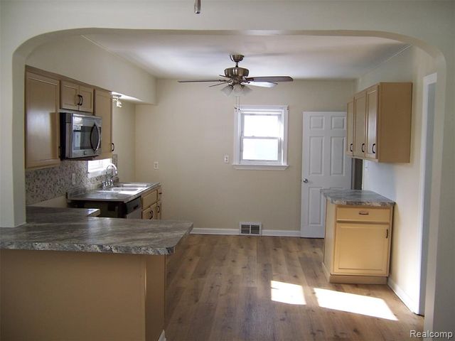 1421 22nd Street, Port Huron, MI 48060