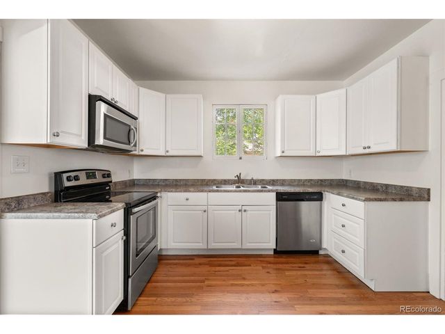 1008 La Farge Ave, Louisville, CO 80027
