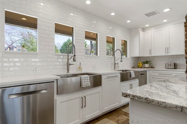 7110 S Evanston Avenue, Tulsa, OK 74136