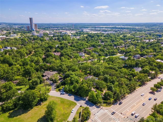 7110 S Evanston Avenue, Tulsa, OK 74136