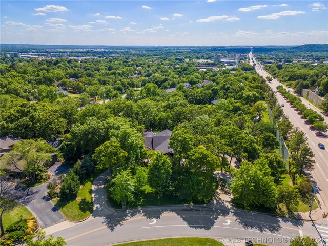 7110 S Evanston Avenue, Tulsa, OK 74136