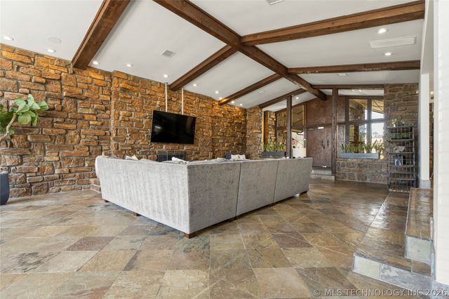 7110 S Evanston Avenue, Tulsa, OK 74136