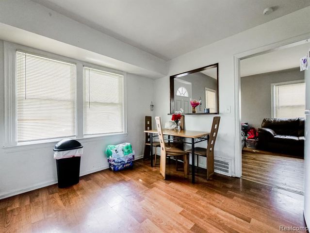 21733 Rausch Avenue, Eastpointe, MI 48021