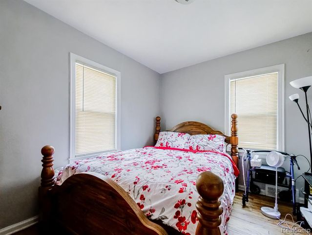 21733 Rausch Avenue, Eastpointe, MI 48021