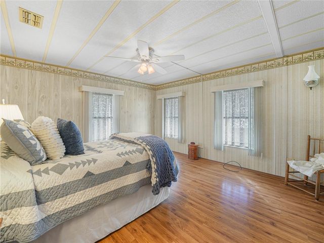 1679 FOXWAY DRIVE, Lakeland, FL 33810