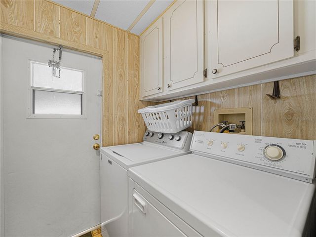 1679 FOXWAY DRIVE, Lakeland, FL 33810