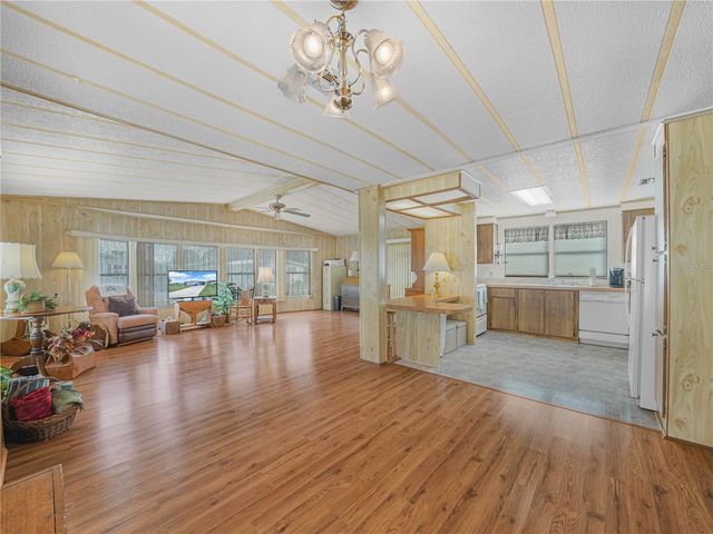 1679 FOXWAY DRIVE, Lakeland, FL 33810