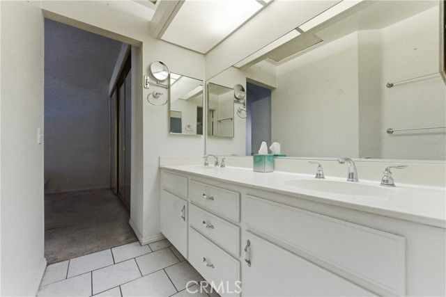 26325 Loch Glen 62, Lake Forest (el Toro), CA 92630