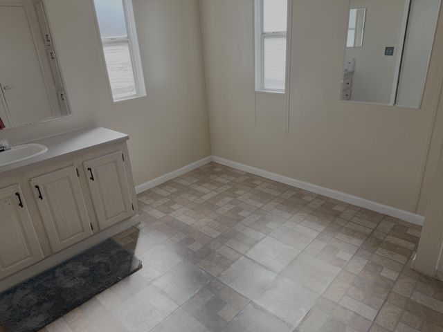 617 Wisconsin Street, Belen, NM 87002