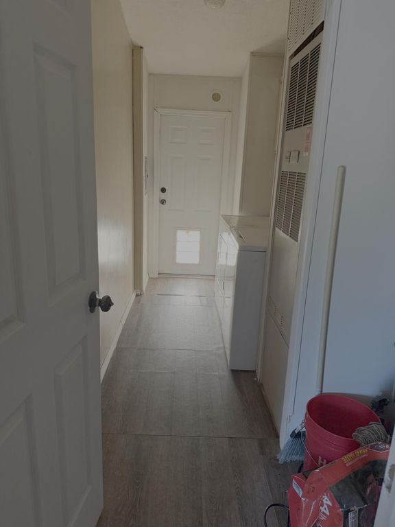 Image 4 of property listing at 617 Wisconsin Street, Belen, NM 87002