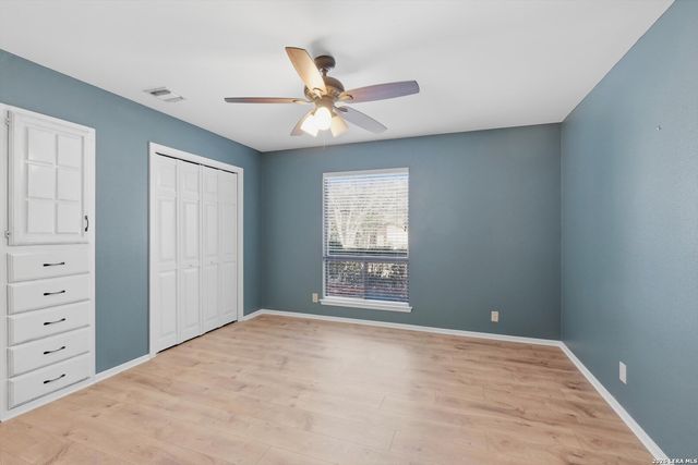 802 Sherman Oak, San Antonio, TX 78232