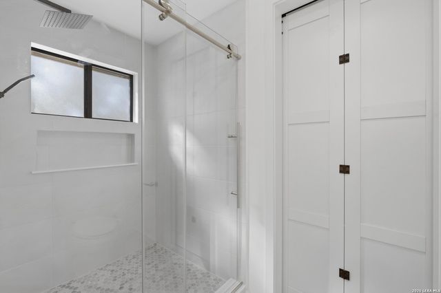 802 Sherman Oak, San Antonio, TX 78232