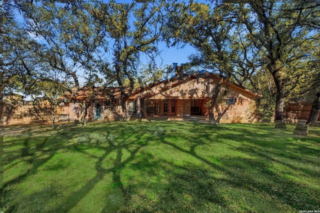 802 Sherman Oak, San Antonio, TX 78232