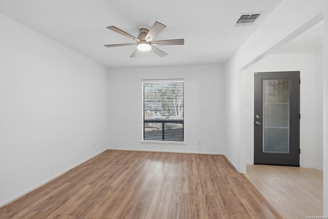 802 Sherman Oak, San Antonio, TX 78232