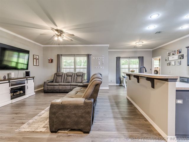 14028 S 298th East Avenue, Coweta, OK 74429