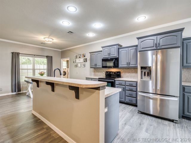 14028 S 298th East Avenue, Coweta, OK 74429