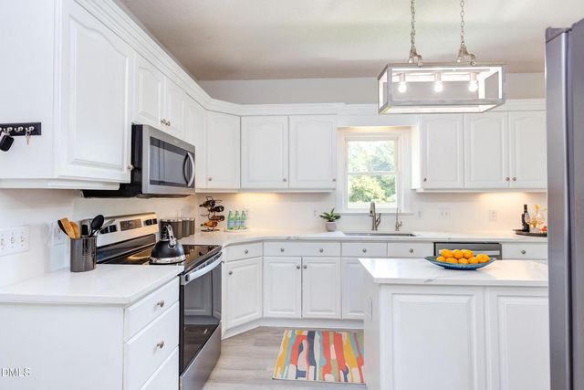 3809 Victorian Grace Lane, Apex, NC 27539