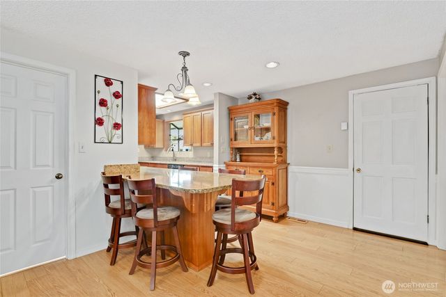 975 Front Street S, Issaquah, WA 98027