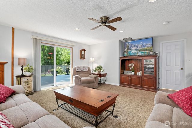 975 Front Street S, Issaquah, WA 98027